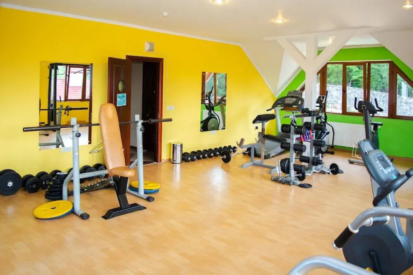 Q Resort and Spa Sacele	