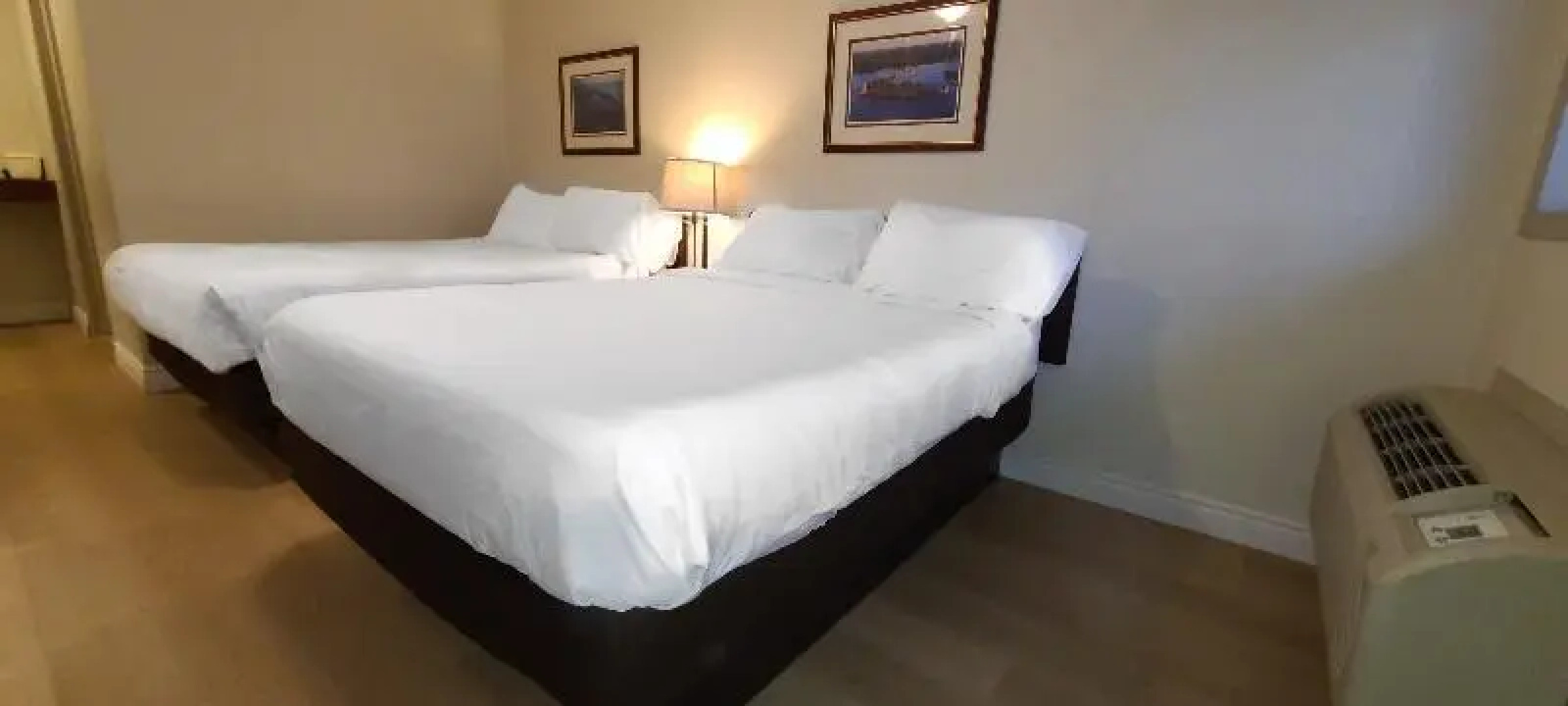 Riviera Inn and Suites 1000 Islands