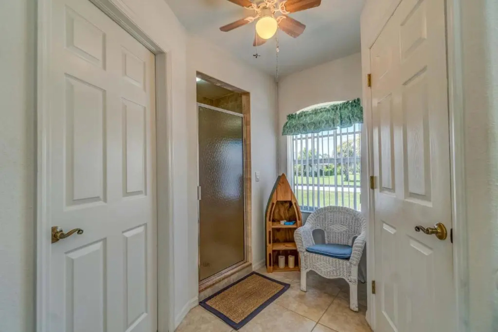 Westons Water Watch - Private Villa with heated pool - sleeps 6