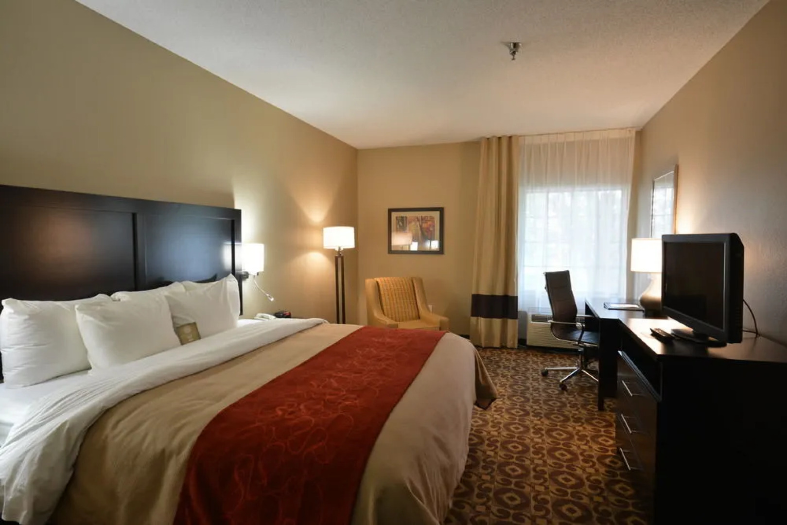 Comfort Inn & Suites