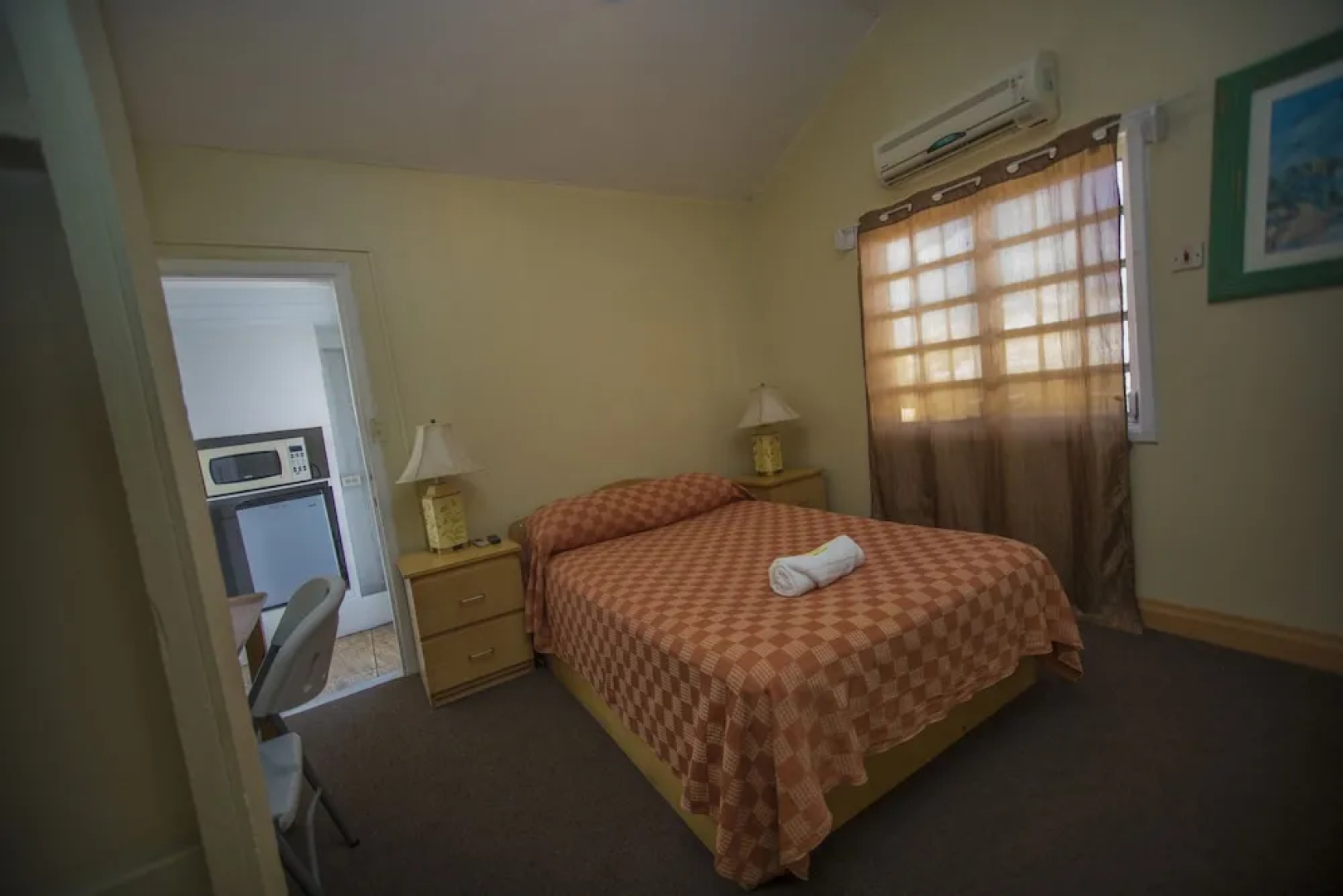 Glimbaro's Guest House