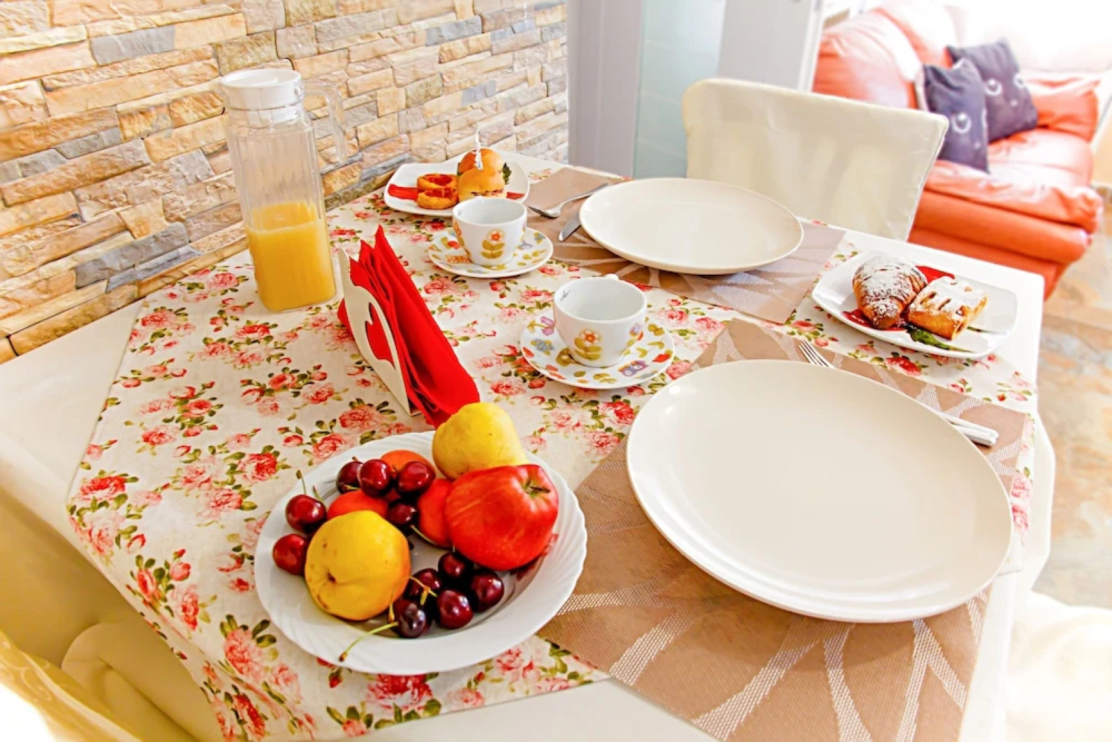 Eden Lilli - B & B Cartoceto