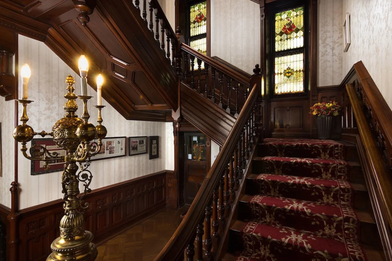 Reynolds Mansion B&B