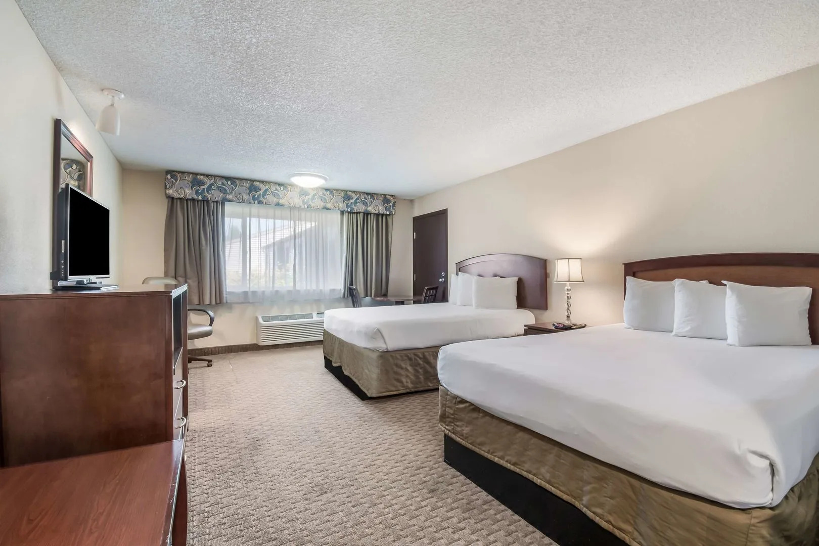 Red Lion Inn & Suites Vancouver