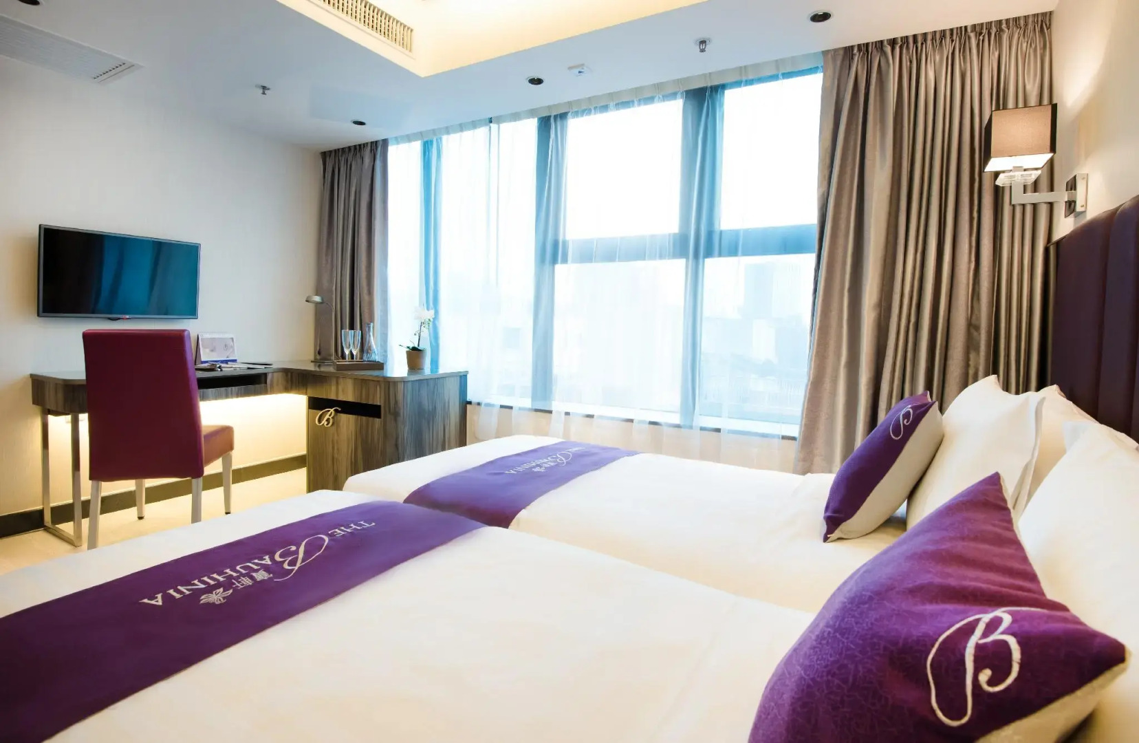 The Bauhinia Hotel Tsim Sha Tsui