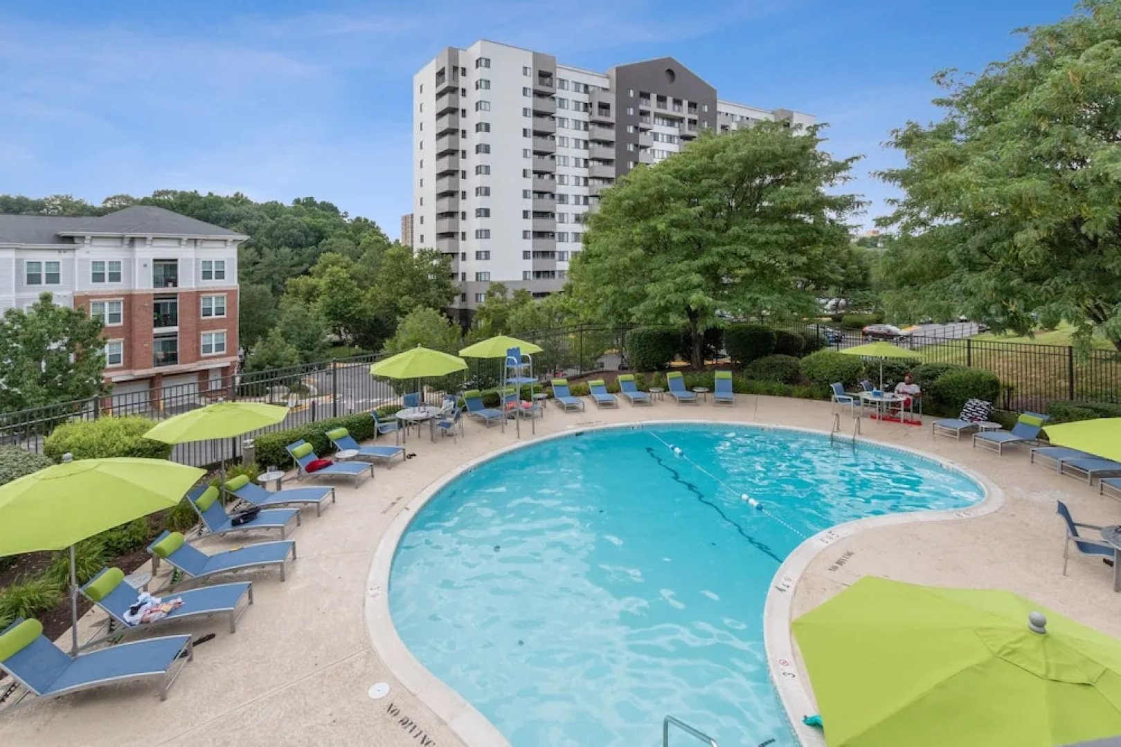 The Luxe Suites of Alexandria
