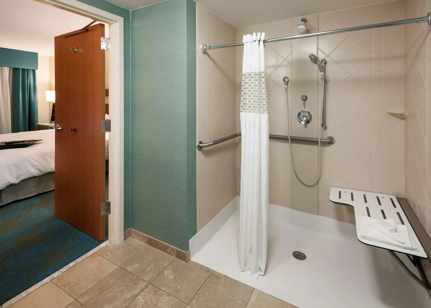Hampton Inn & Suites St. Louis at Forest Park
