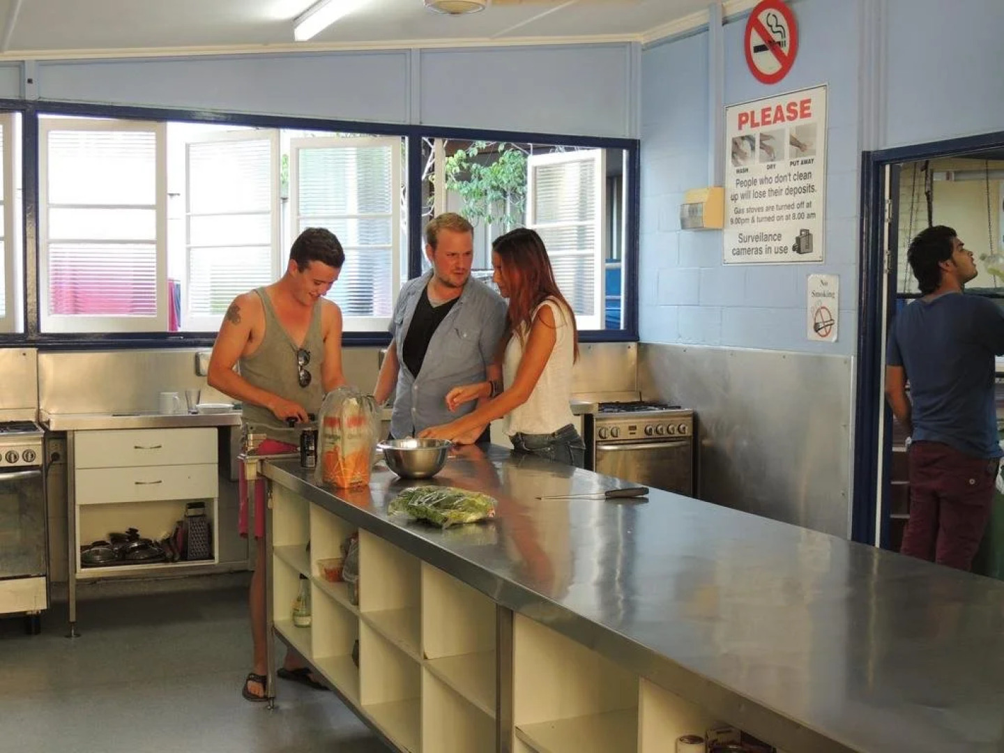 Reef Lodge Backpackers