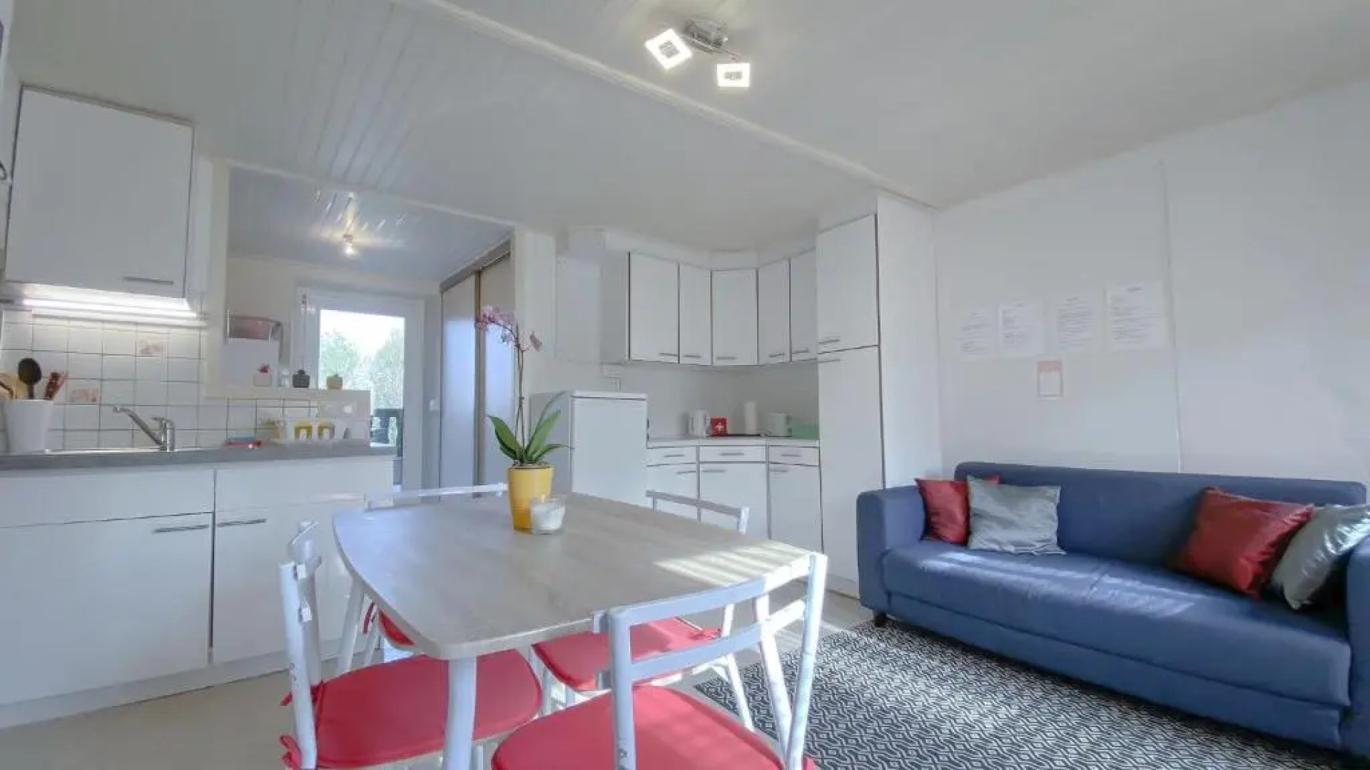 Le petit nid à Viry