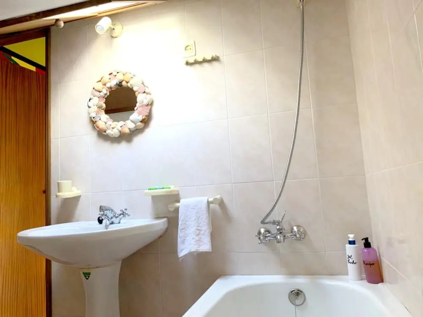 House With 2 Bedrooms in Manteigas, With Wonderful Mountain View and B