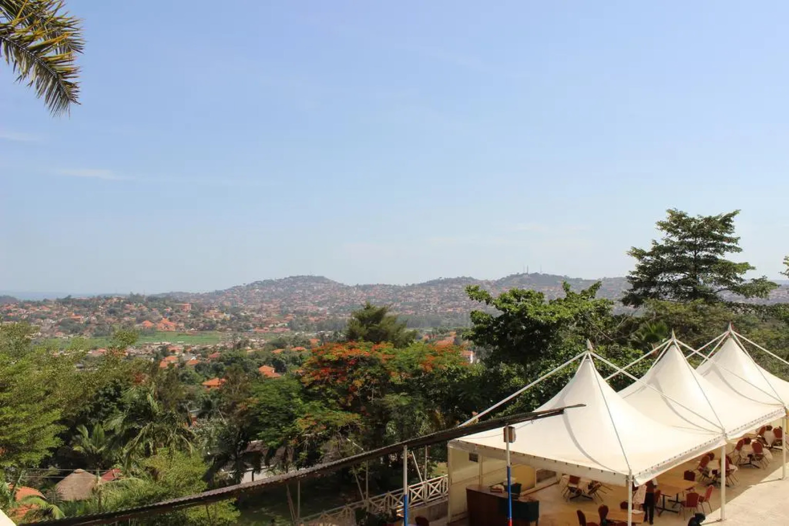 International hotel 2000