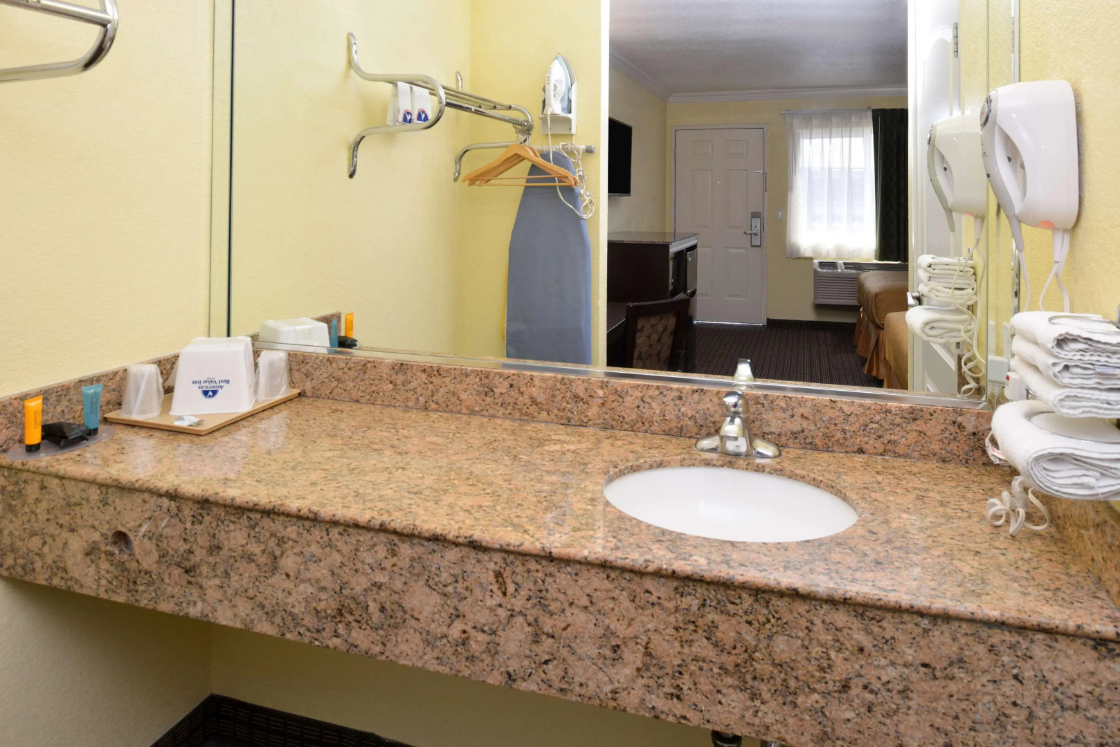 Americas Best Value Inn-Rialto