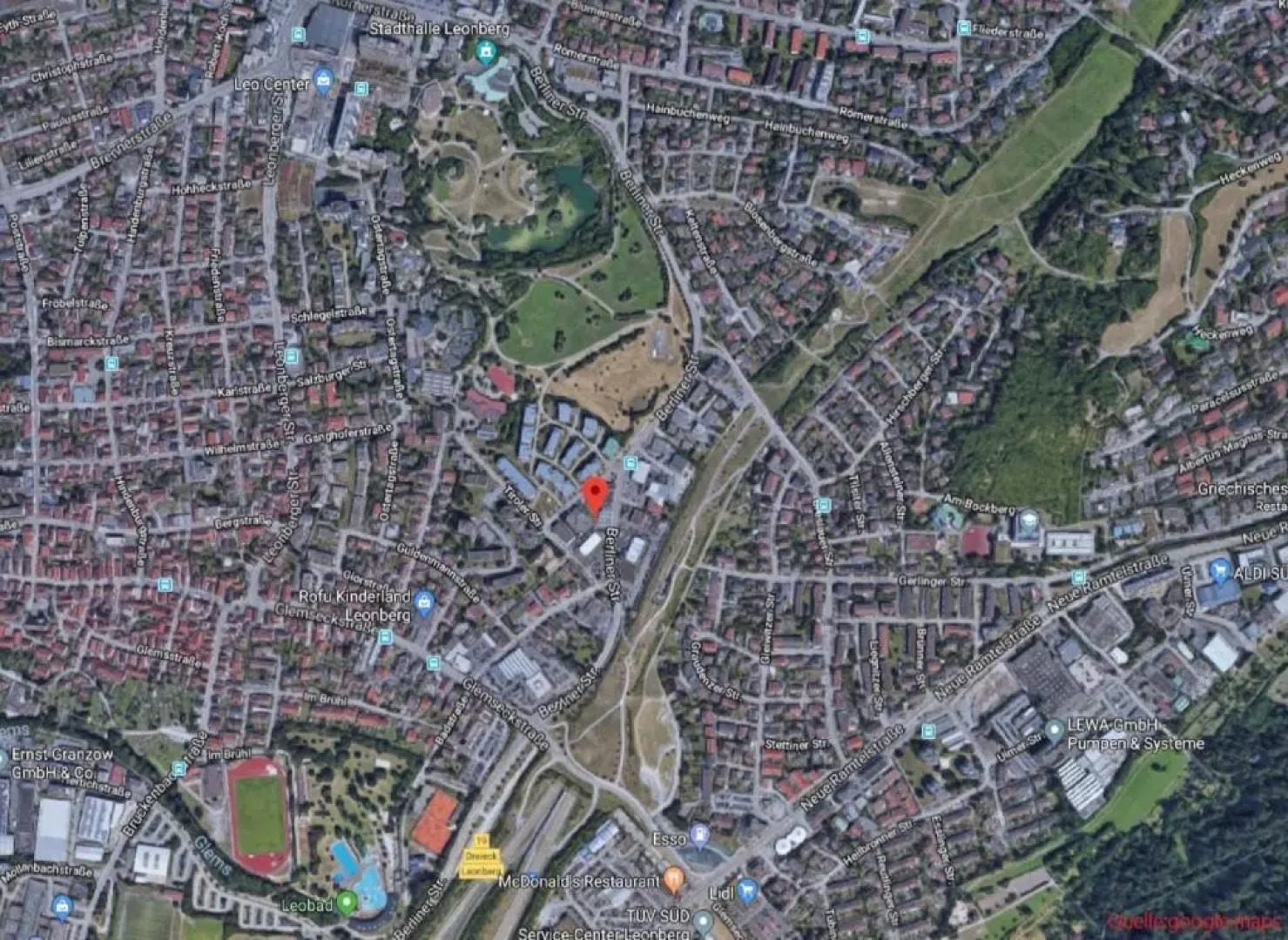 Eltinger Studio Apartment