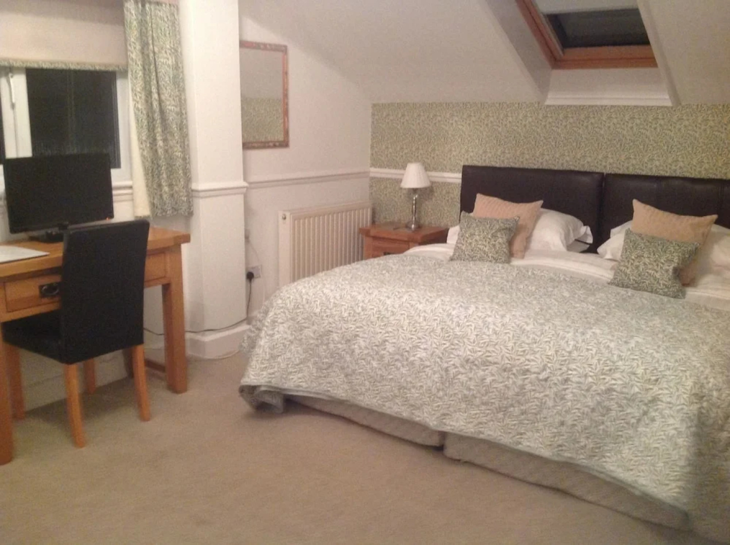 Lyndhurst Guest House