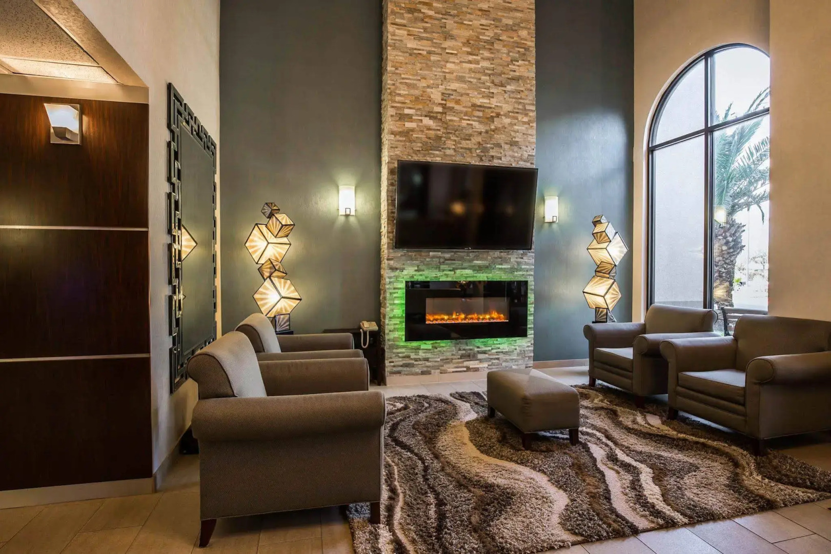 Comfort Suites Stafford Near Sugarland