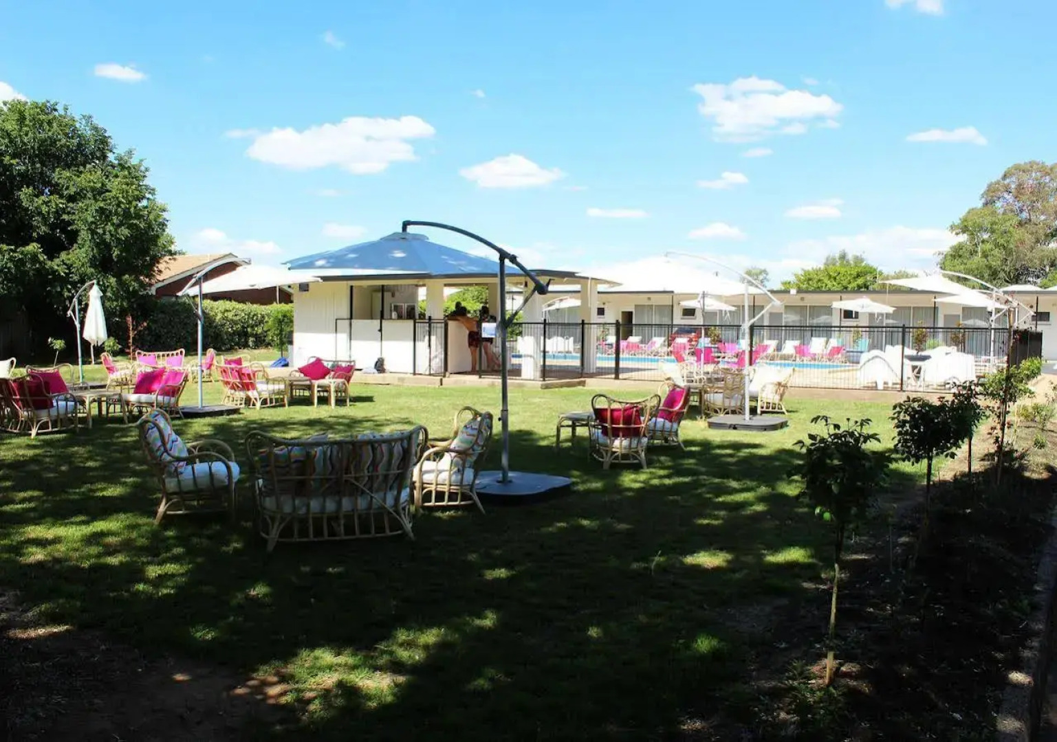 The Oriana Orange - Retro Hotel & Resort