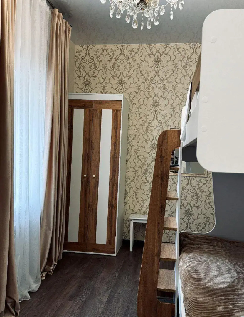 Уманский дом Семь Башен