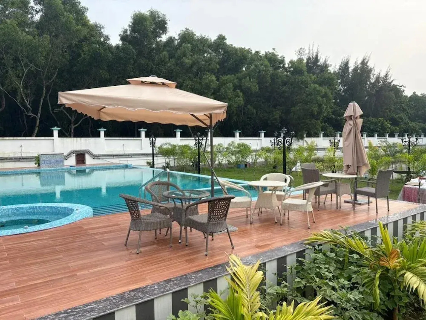 Jowar Hoter & Resort