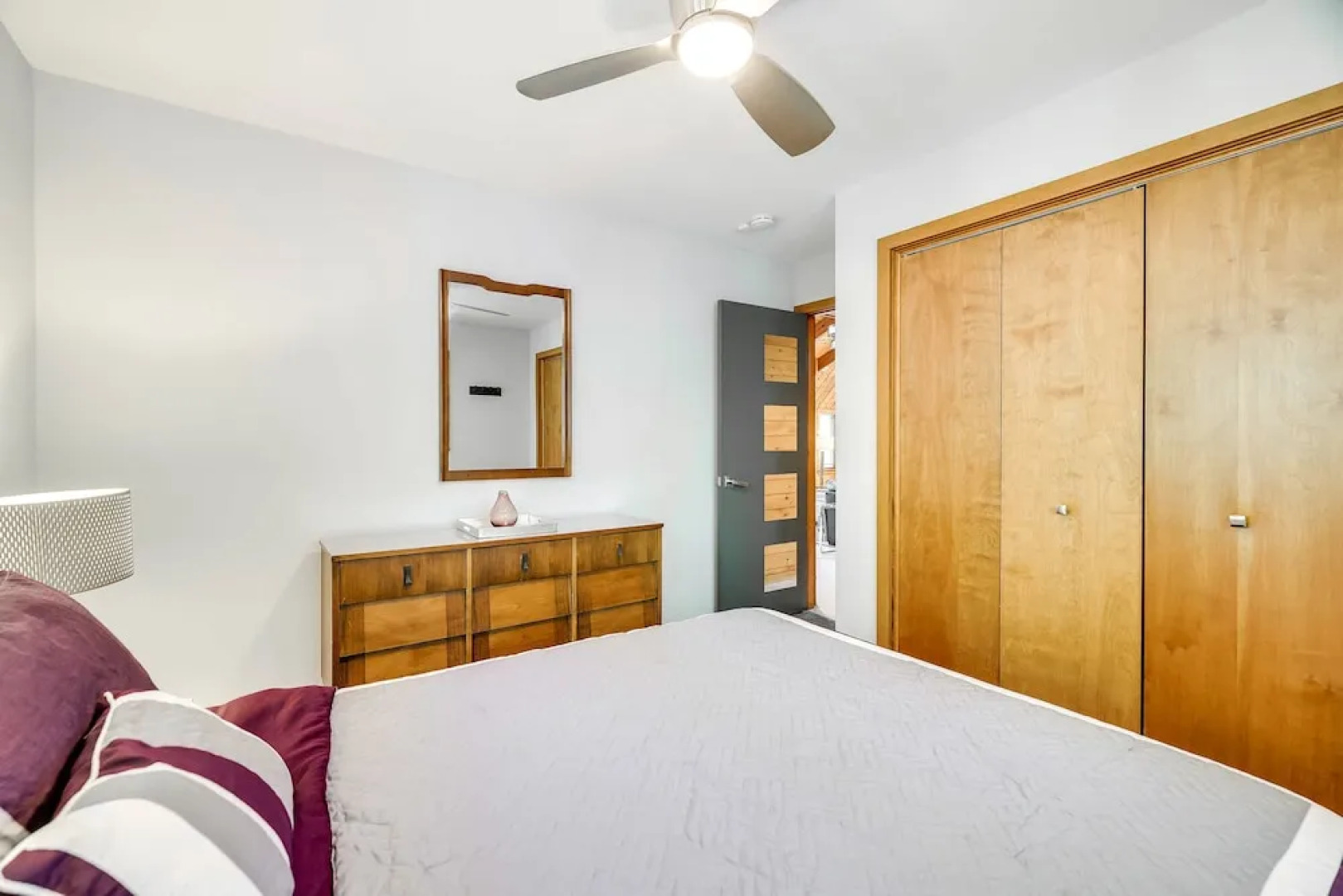 Gorgeous Bushkills Lodge w/ Pool Access!