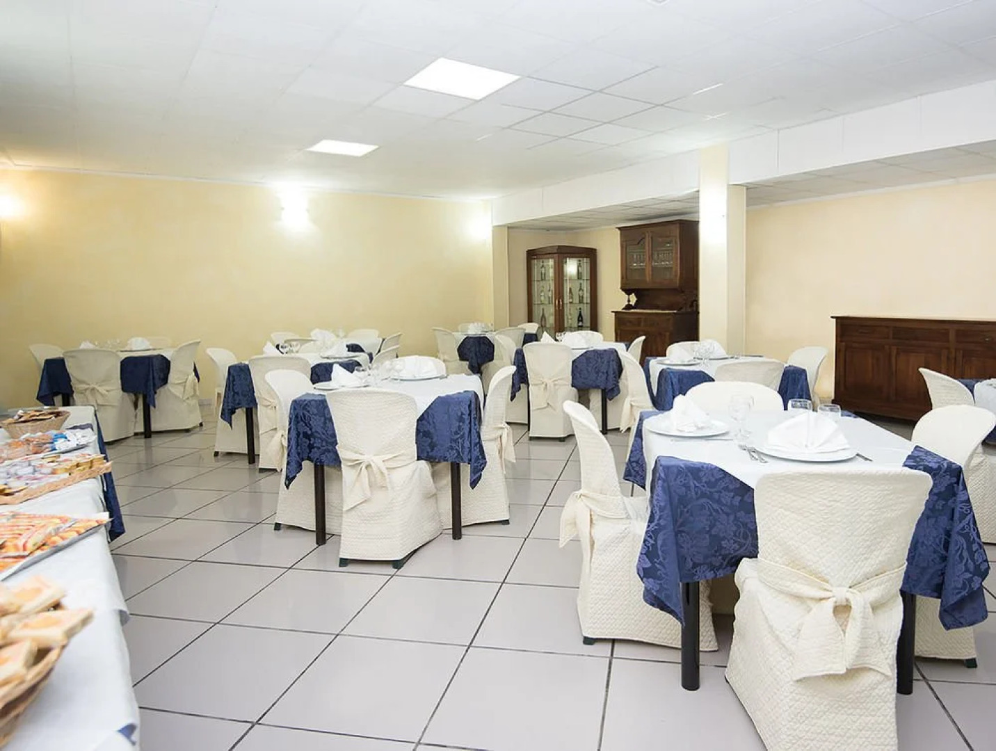 Holiday Centro Turistico