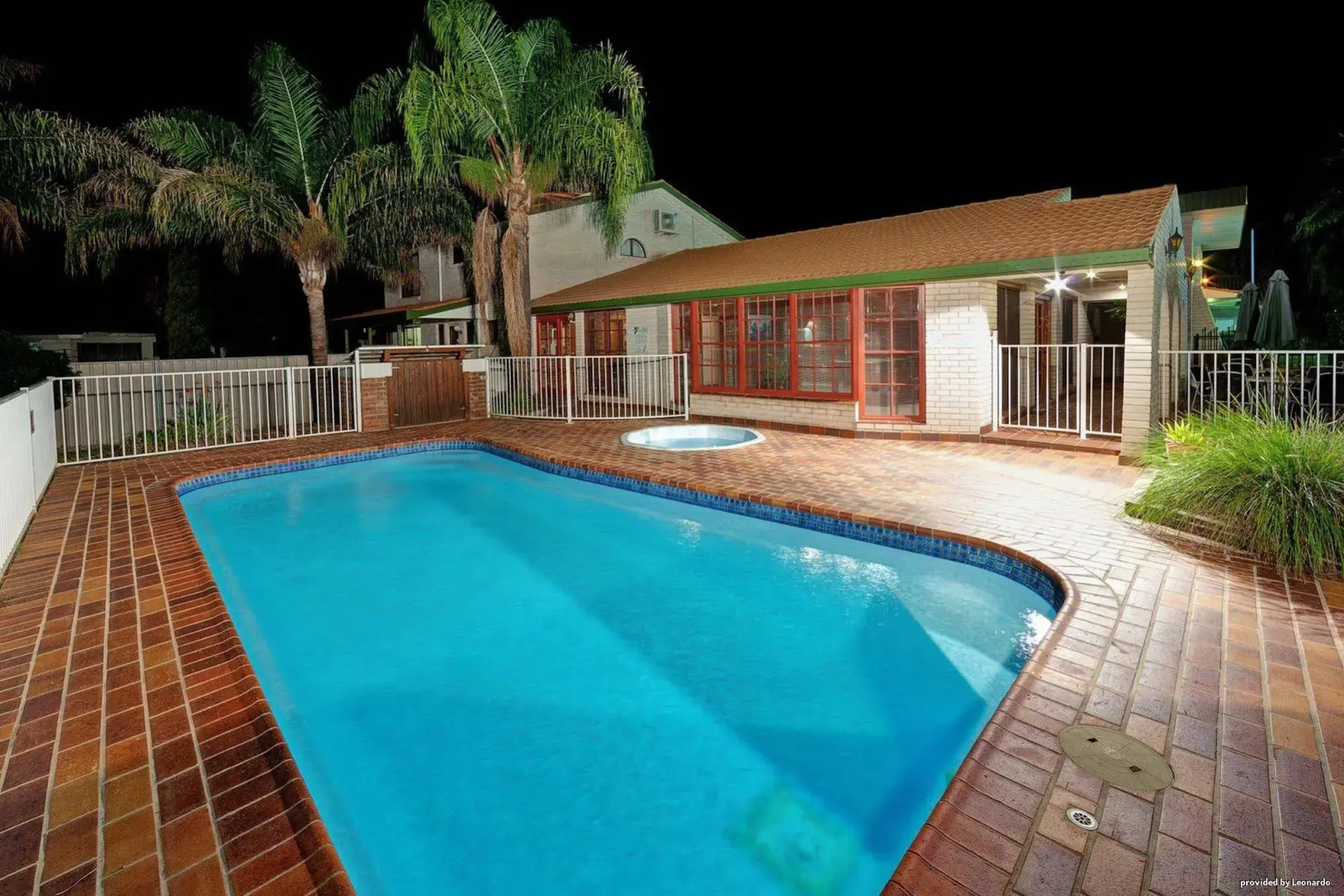 Tamworth Motor Inn & Cabins