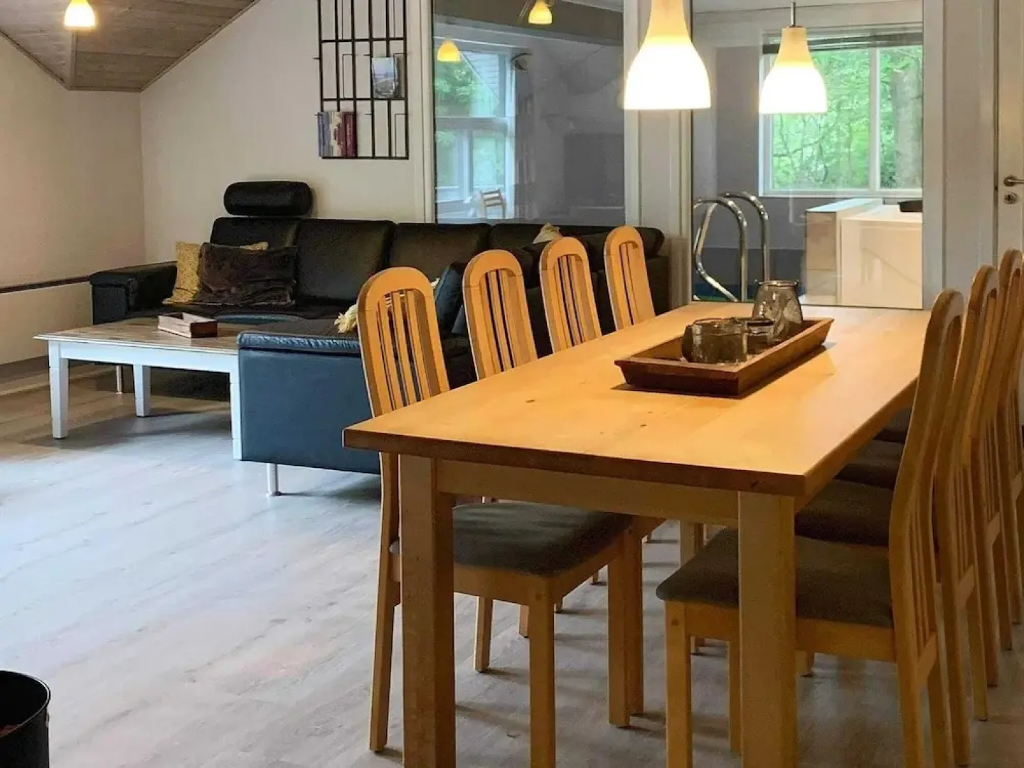 10 Person Holiday Home in Henne