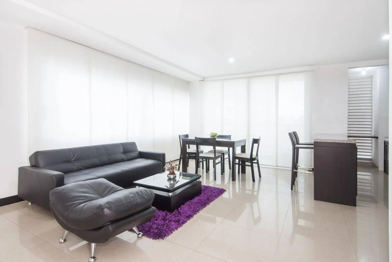 Travelers Atlantis Suites