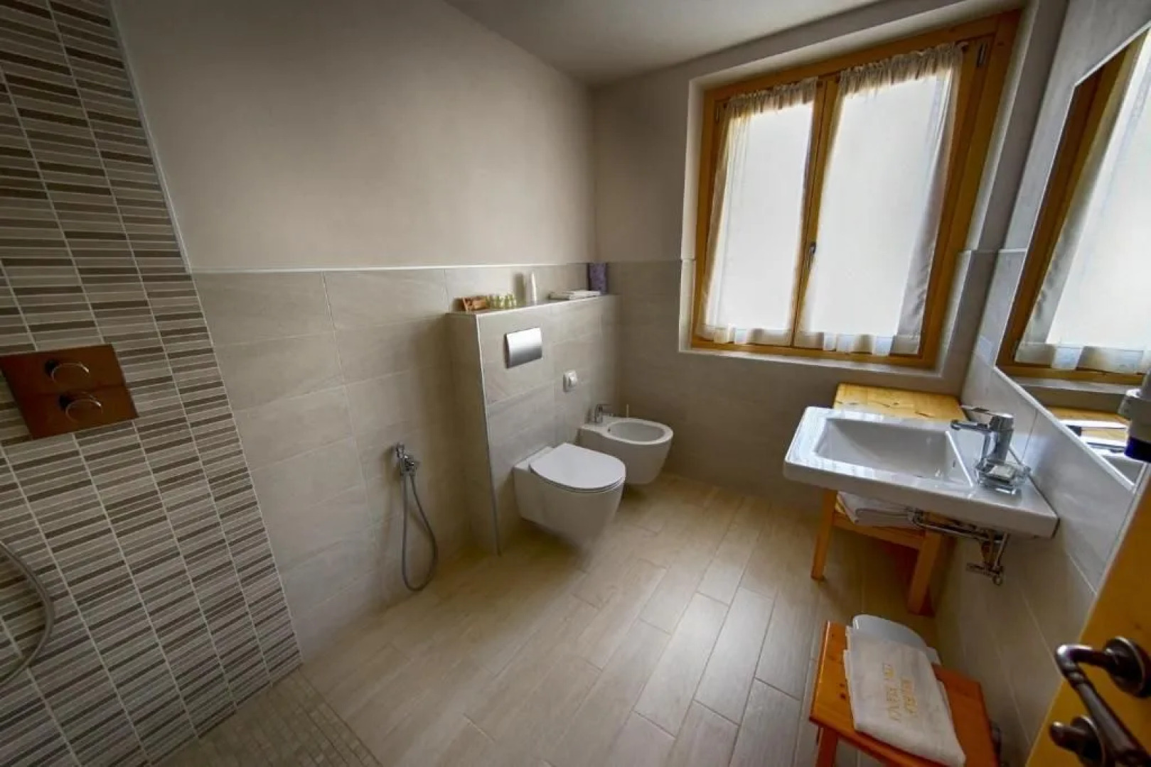 Meuble Cima Bianca Garni