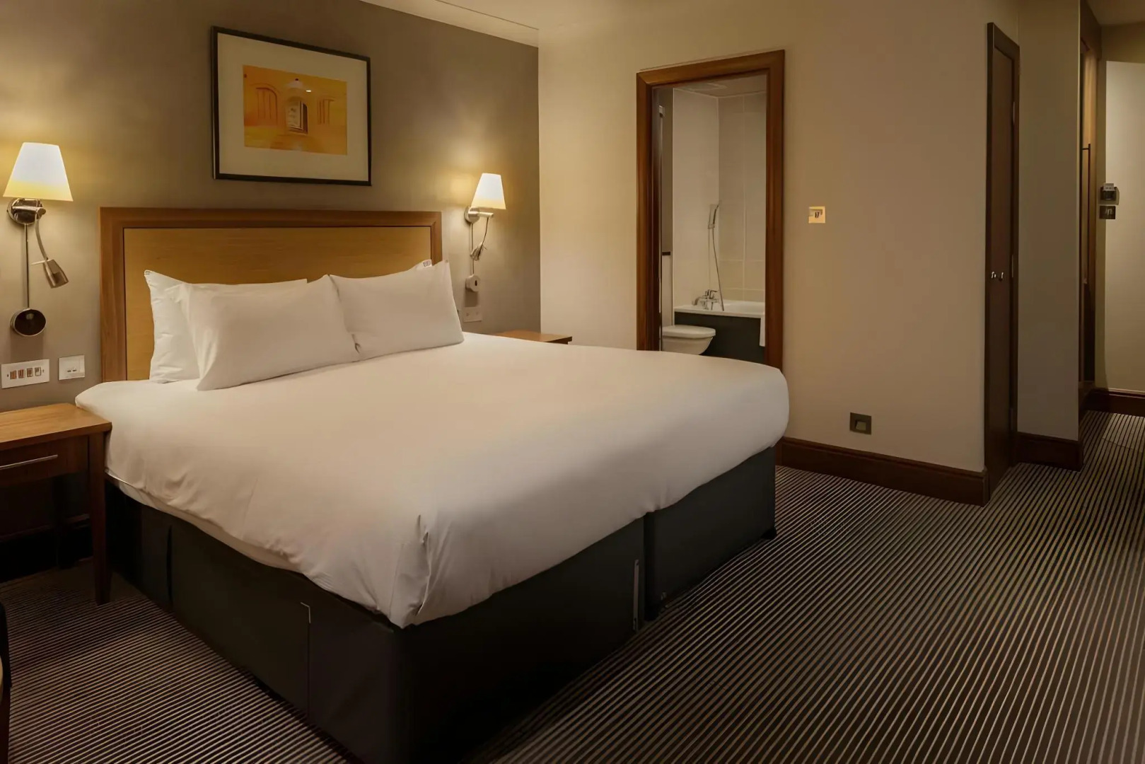 Отель The Cambridge Belfry