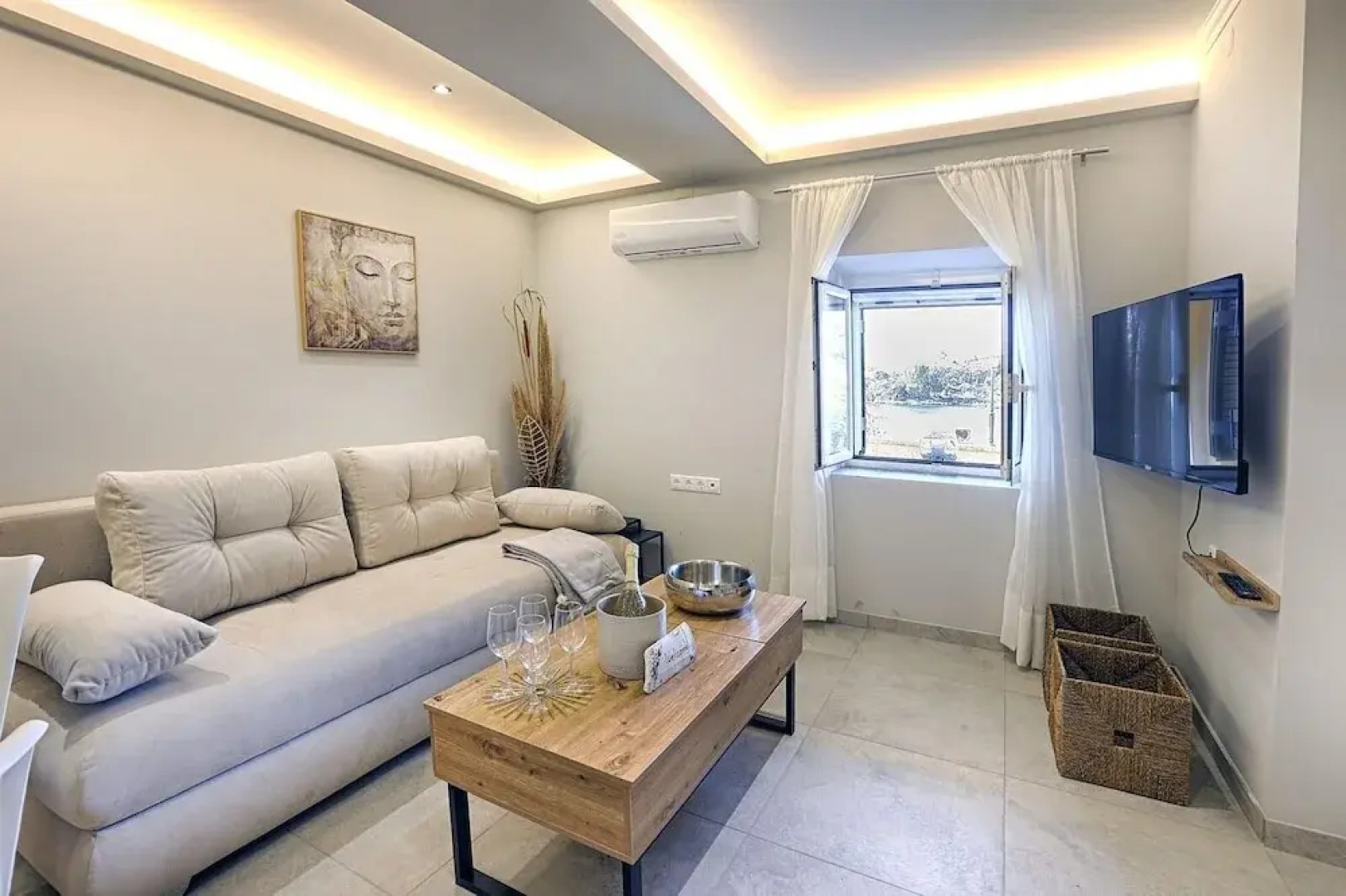 Vostalo apartments by Kassiopi's Sea