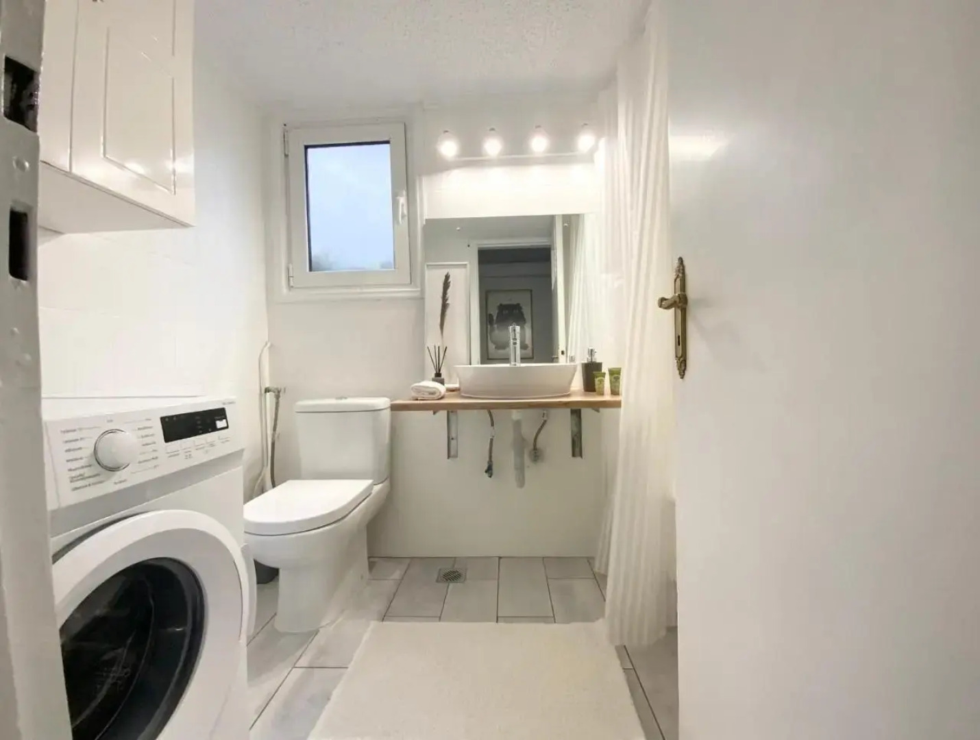 150m² Live/Work Unique&Sunlit Space in Athens