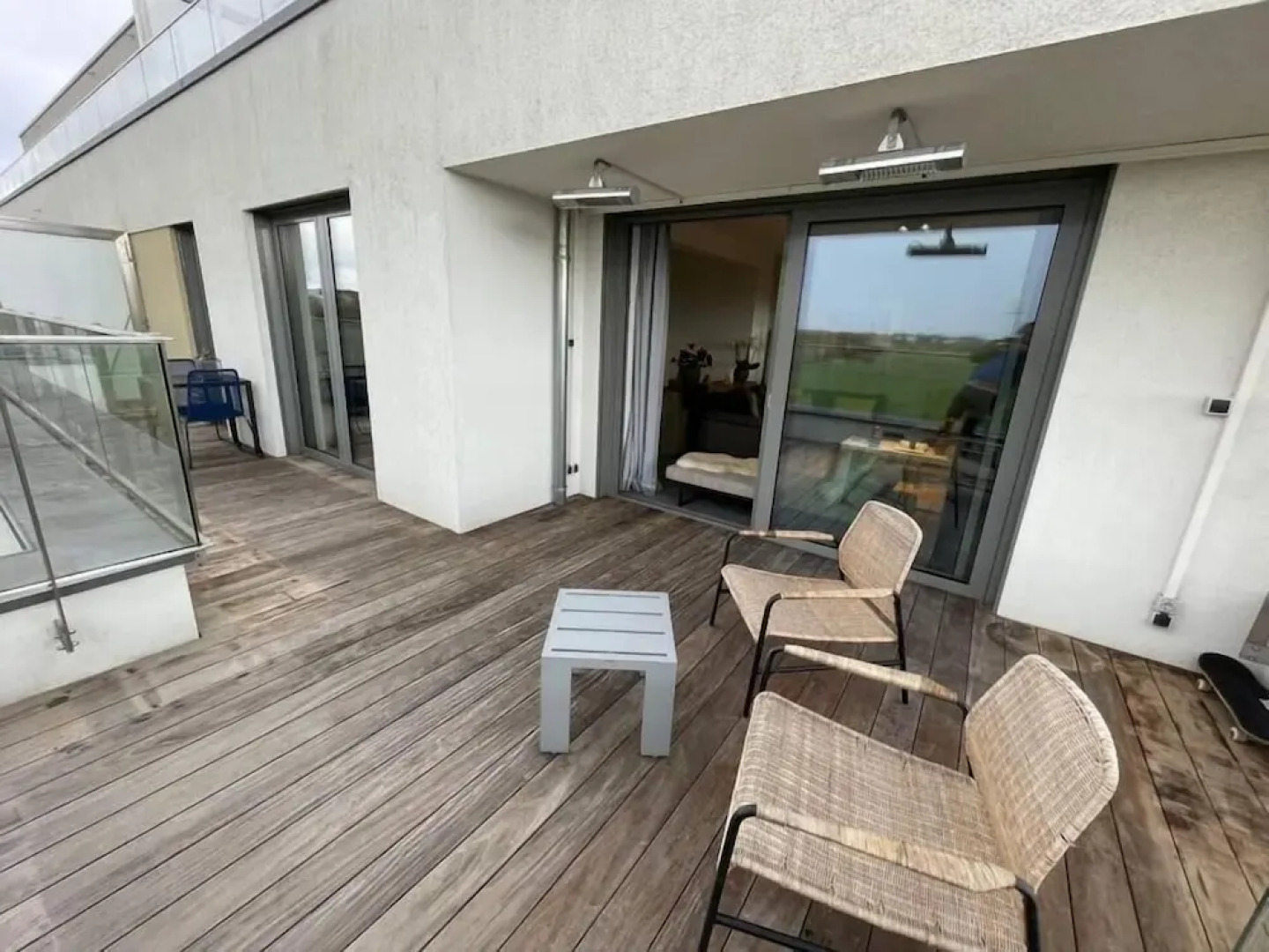 Luxury 3 bedrooms- Terrace and Parking