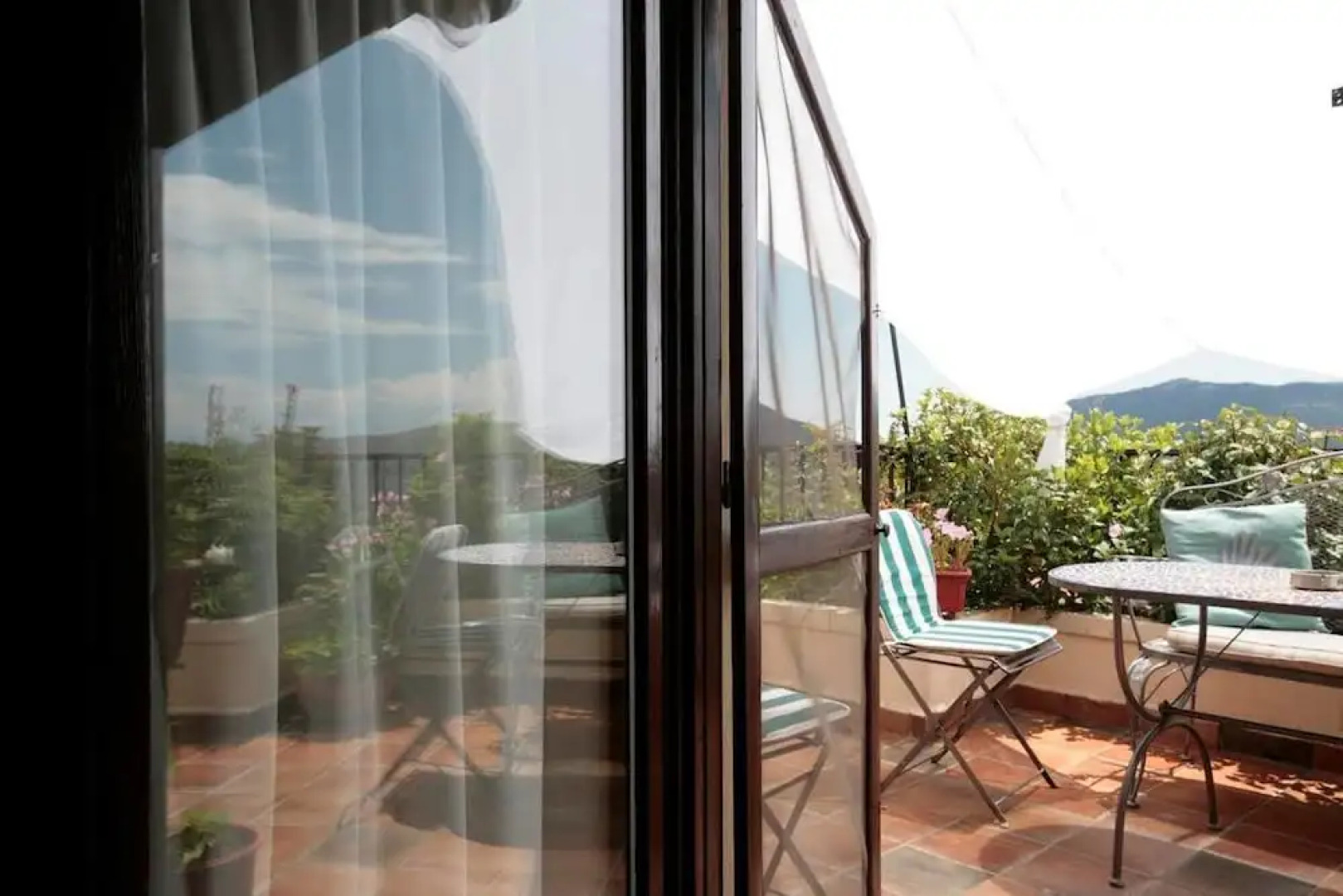 Country Style Private Rooms in Arachova