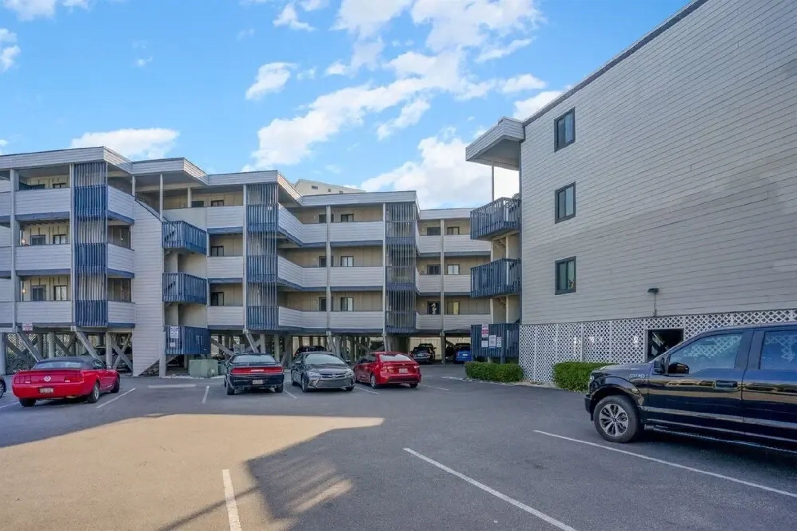 Sea Oaks 208