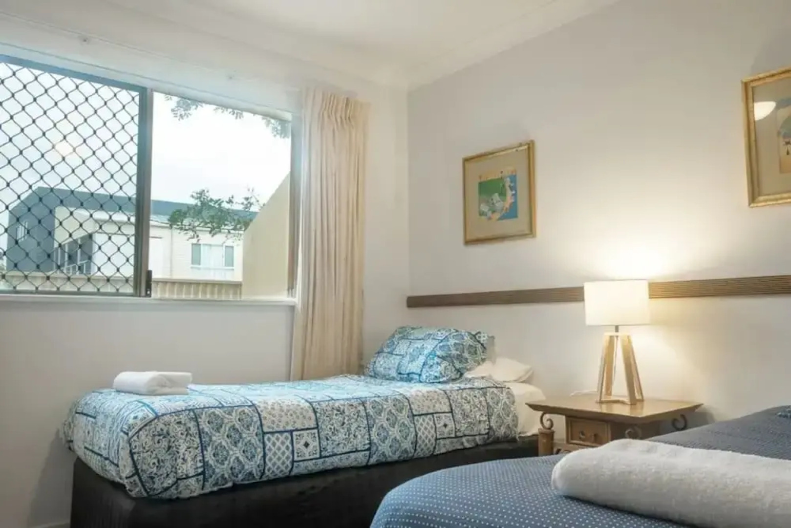 Beach Resort Ground Unit With Parking