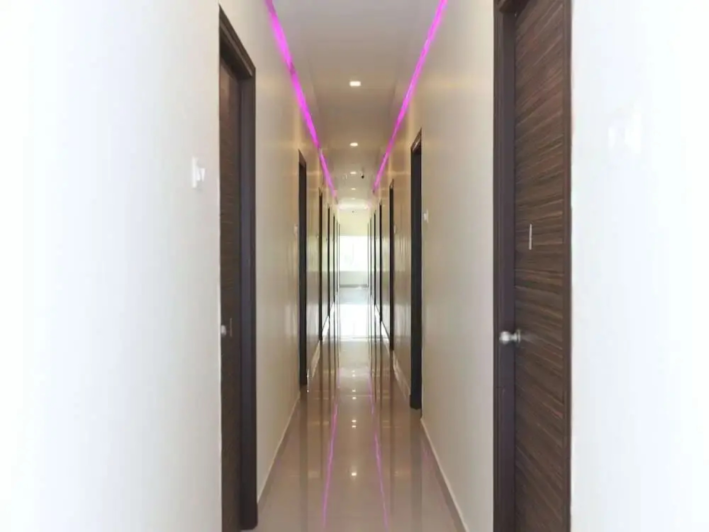 Nakshatra Grand by OYO Rooms