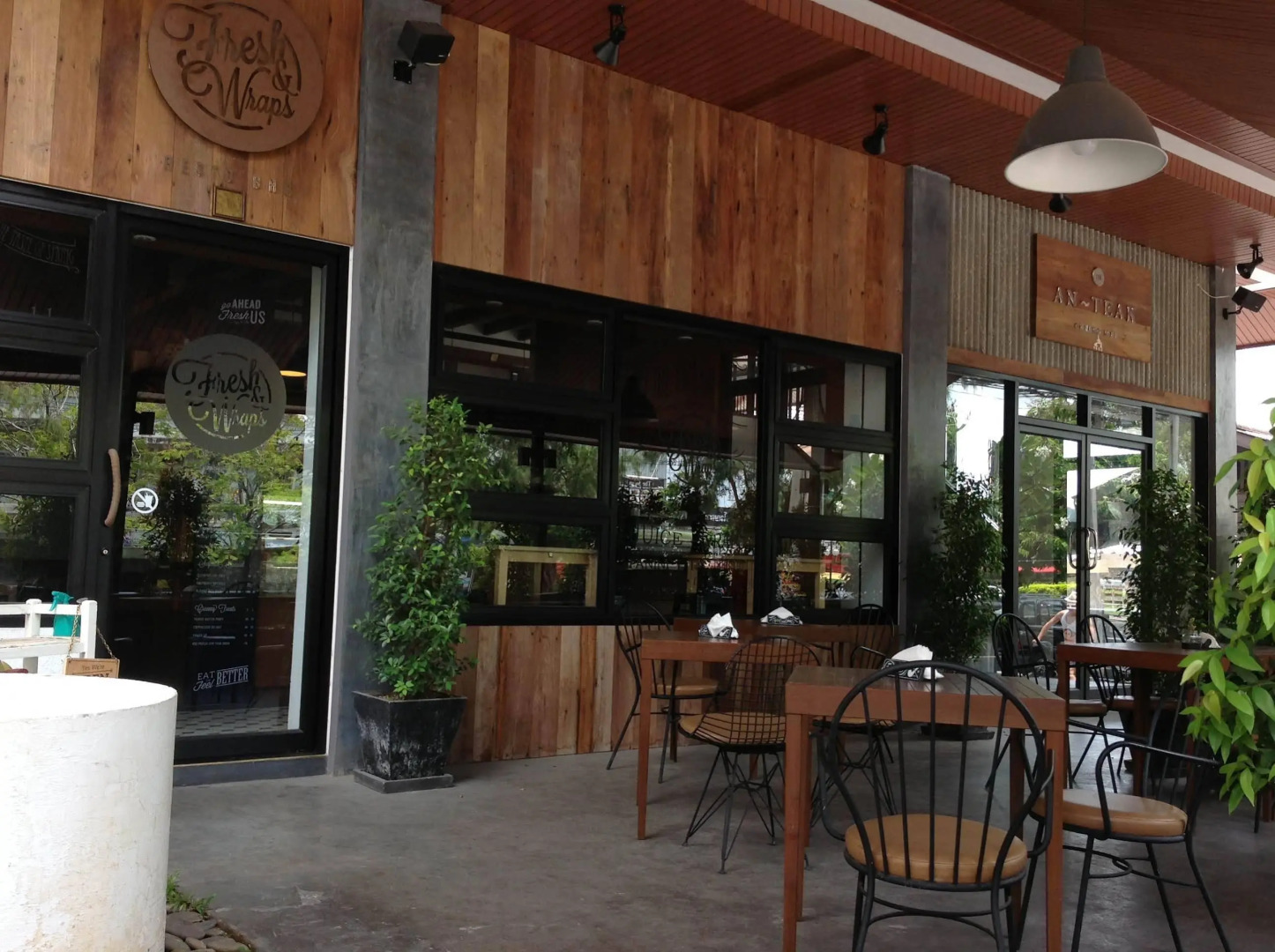 The An-Teak Chiang Mai