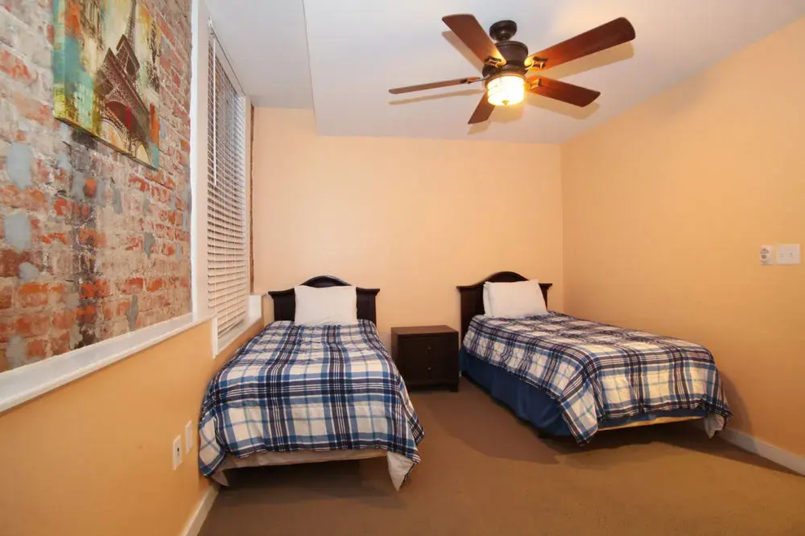 Hosteeva French Quarter Luxury Condo