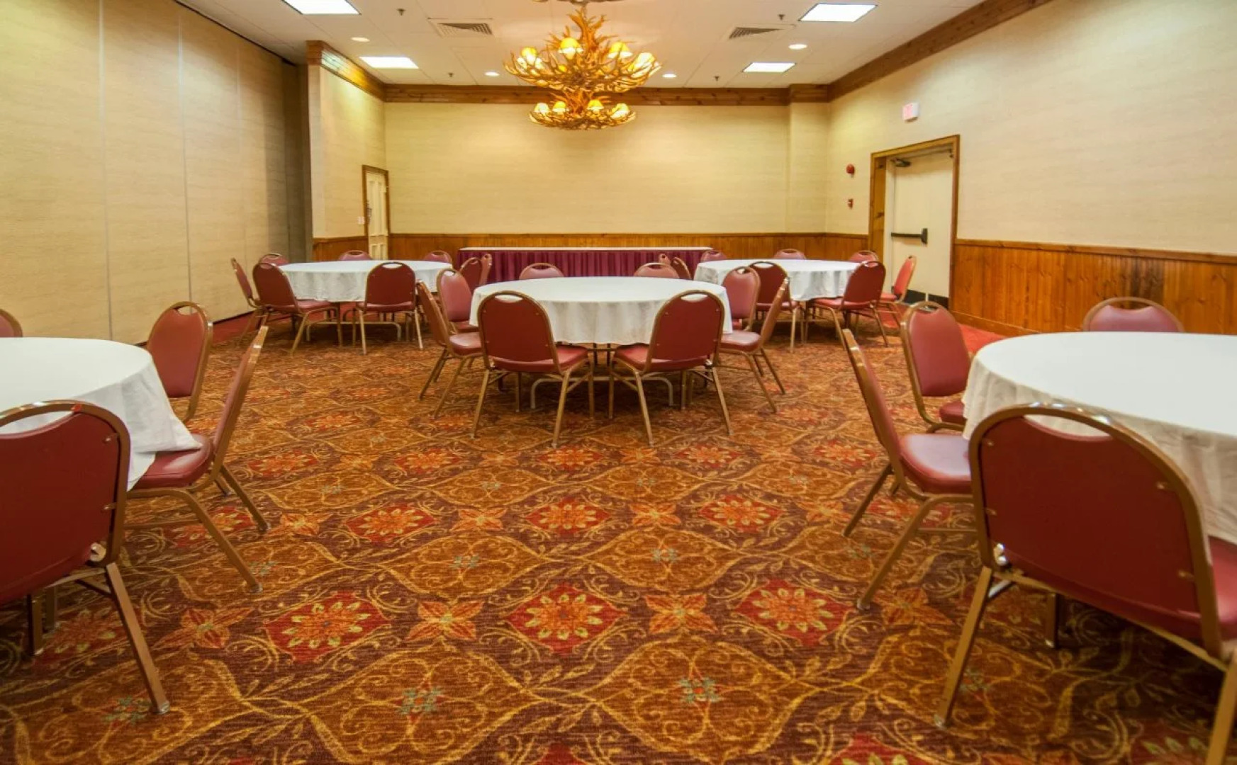 Cabot Lodge Millsaps