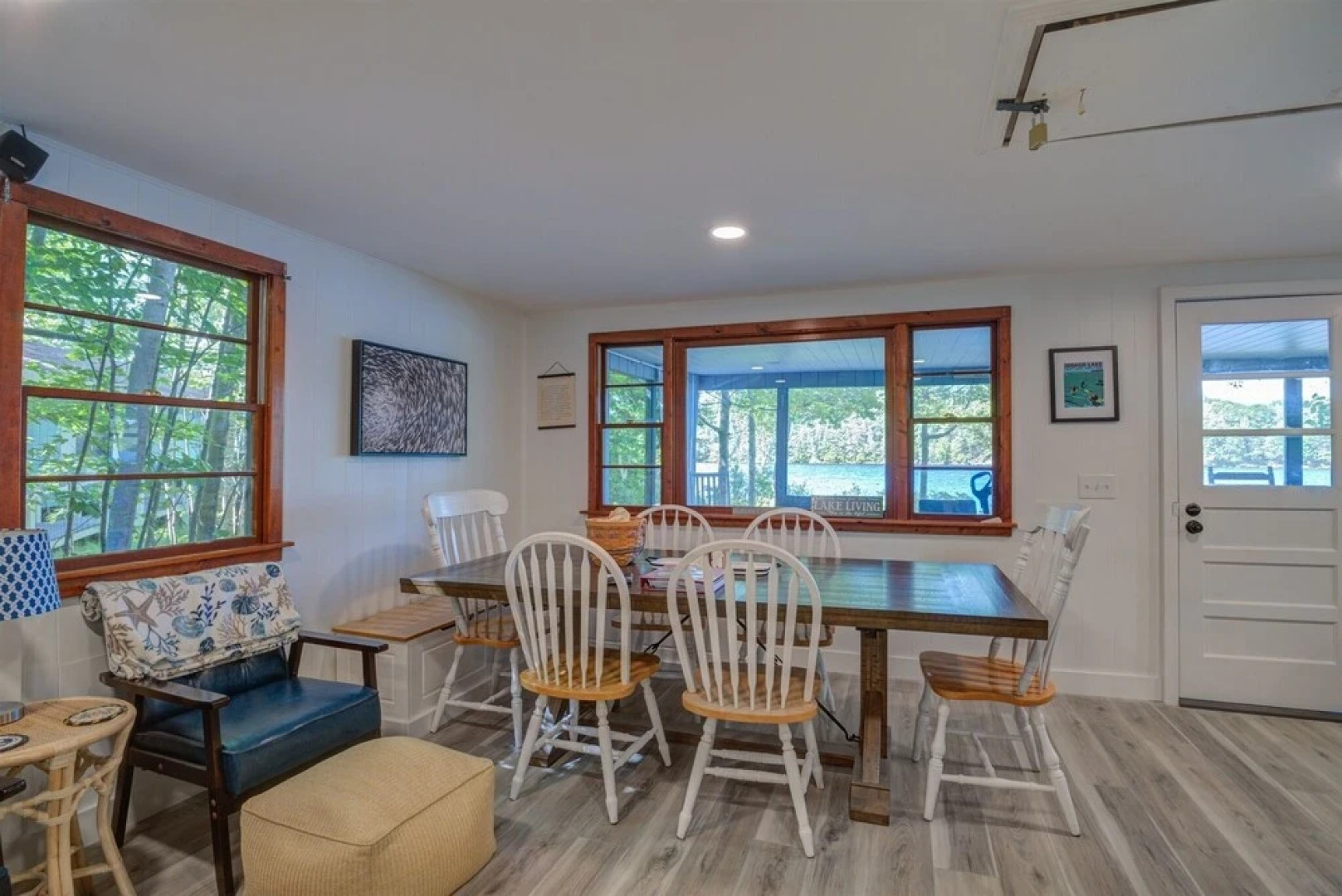 Ferry Tale Limit 10 3 Bedroom Cottage by RedAwning