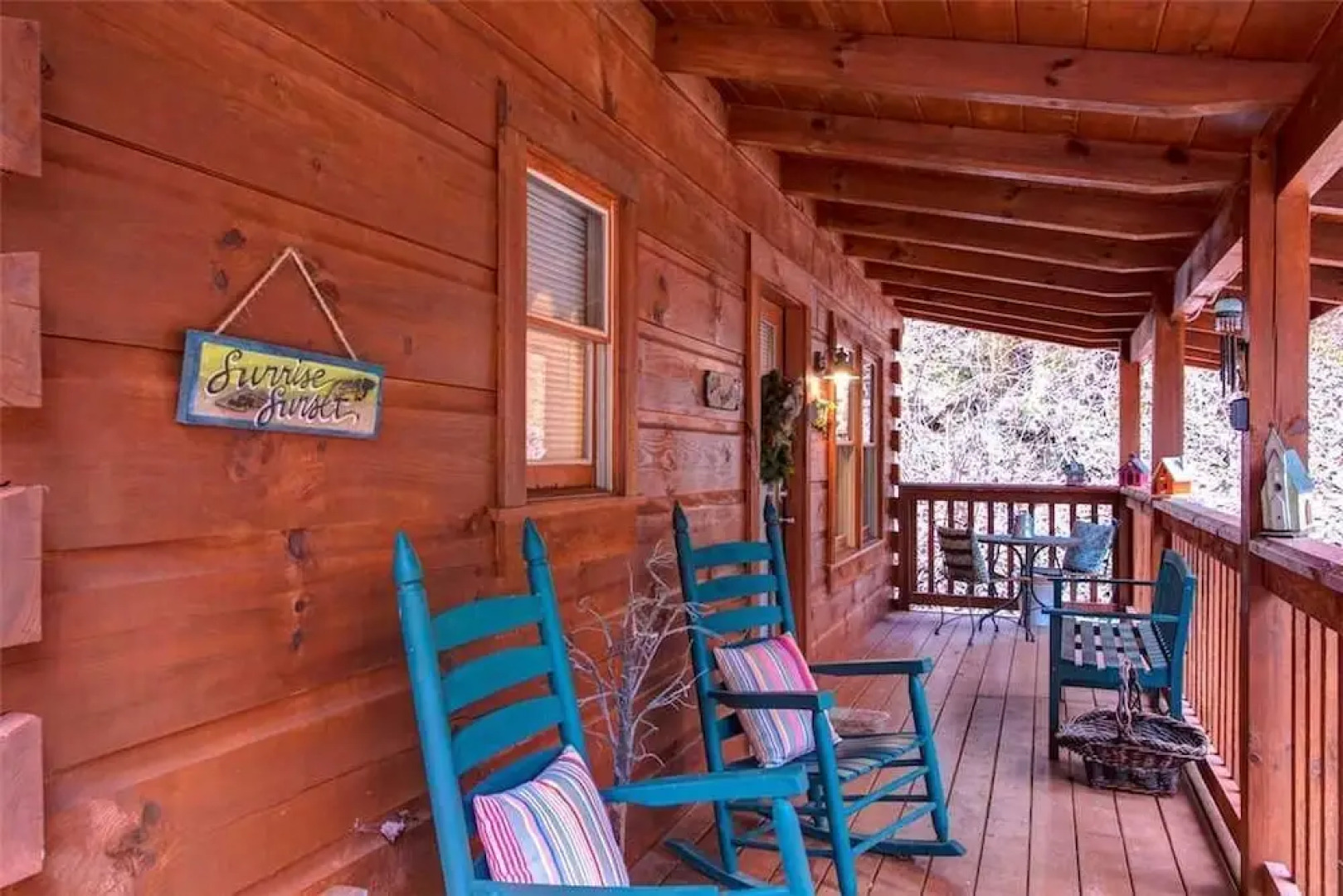 Wild at Heart 1 Bedroom Home with Hot Tub