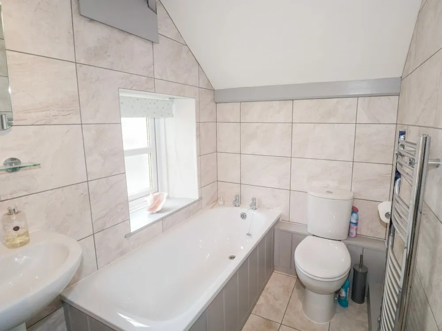 Homeleigh Bed  Breakfast