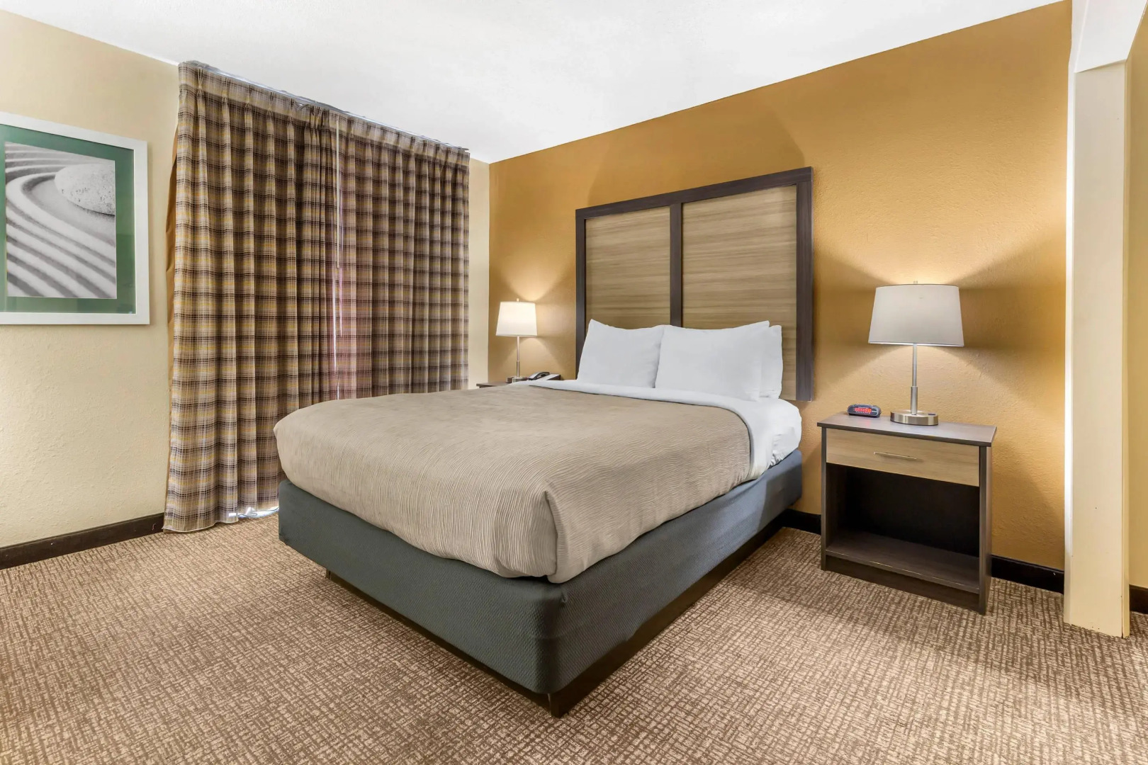 Quality Inn & Suites Spring Lake - Fayetteville near Fort Bragg