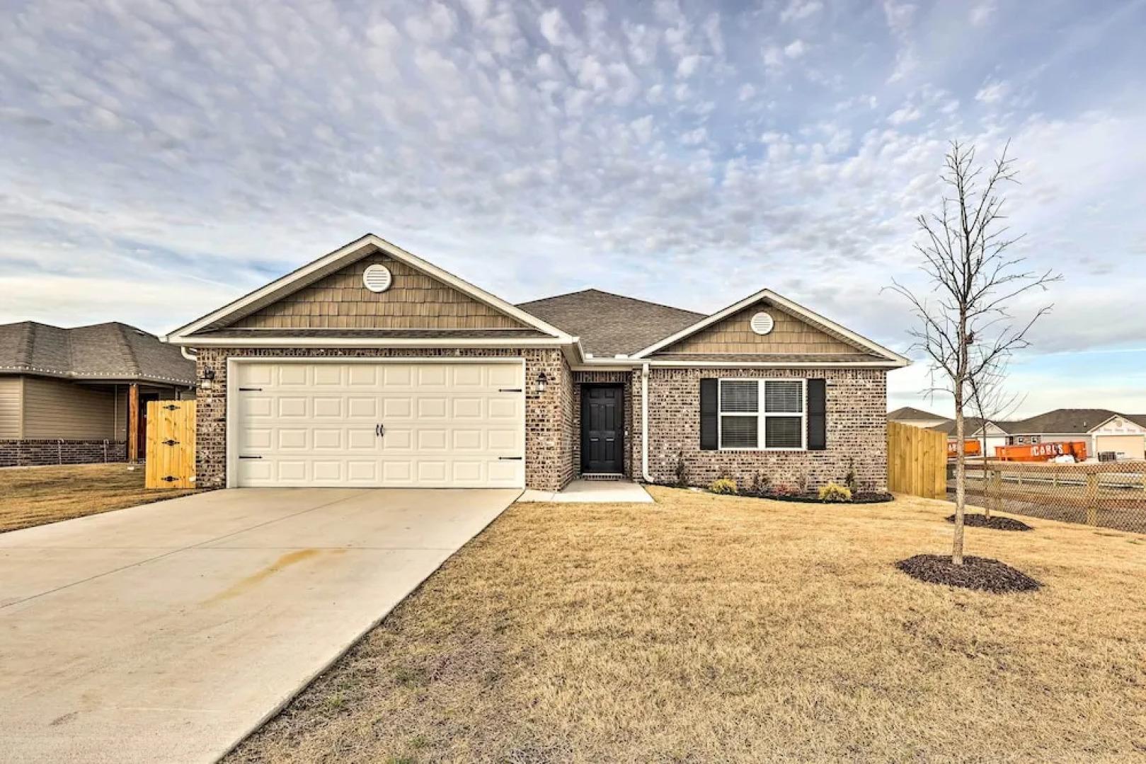 Siloam Springs Home, Close to Parks & Trails!