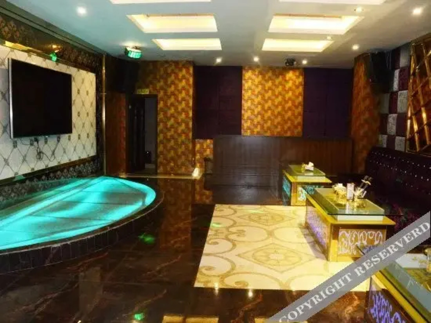 Chengzhong Blue Sky Hotel