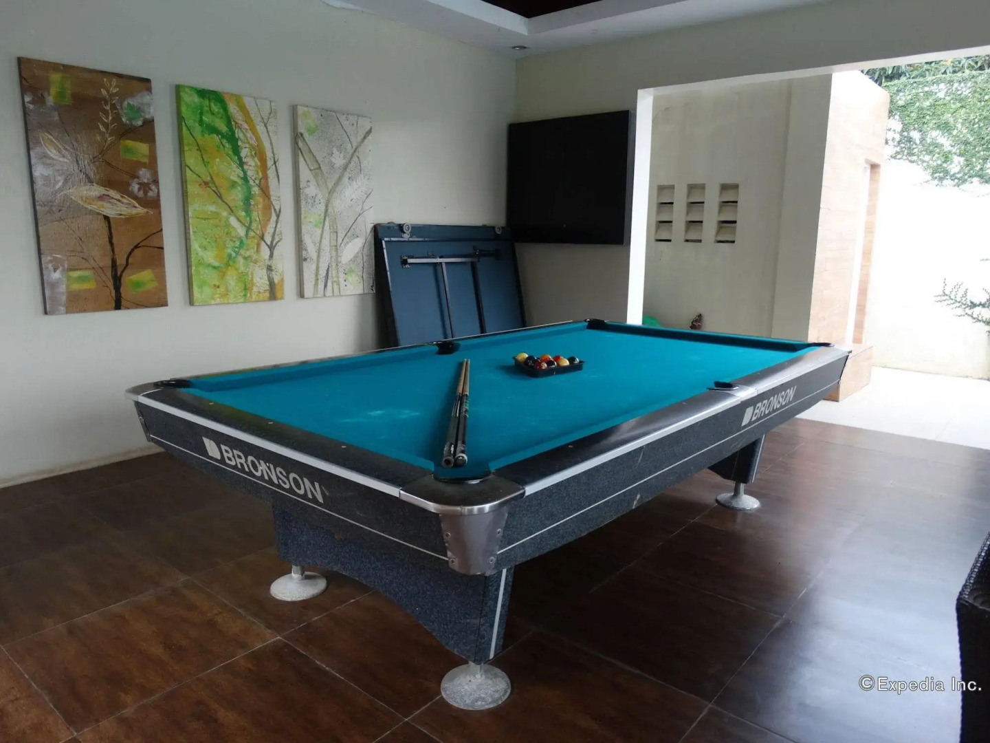 Holiday Suites Puerto Princesa