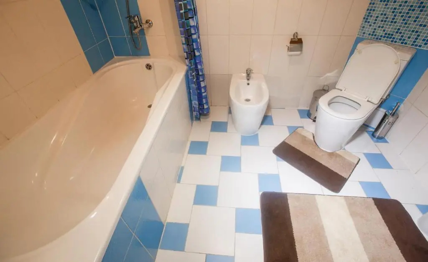 Toursit Complex Polyana Kvasova