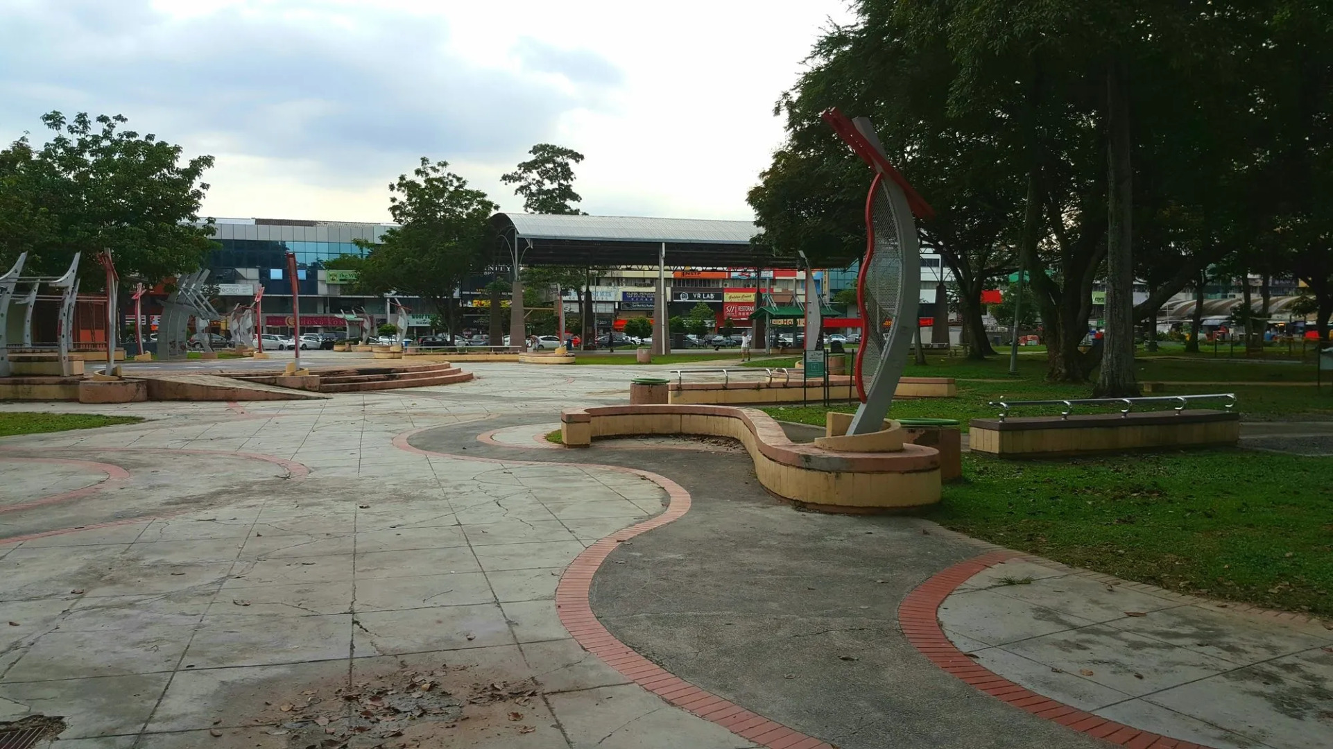 De UPTOWN Hotel @ SS2