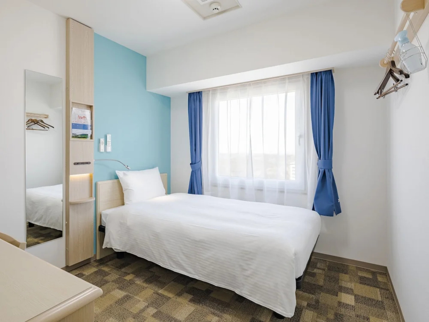 Toyoko Inn Imba Nihon-idai Ekimae