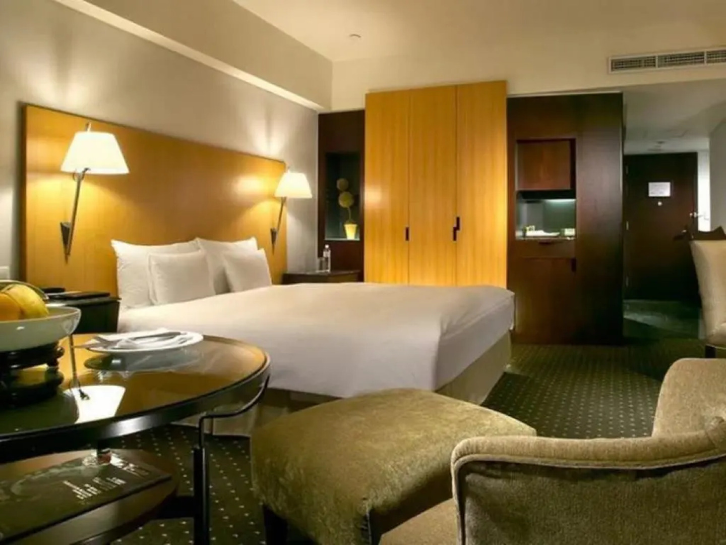 CHECK inn Select Taichung Dadun